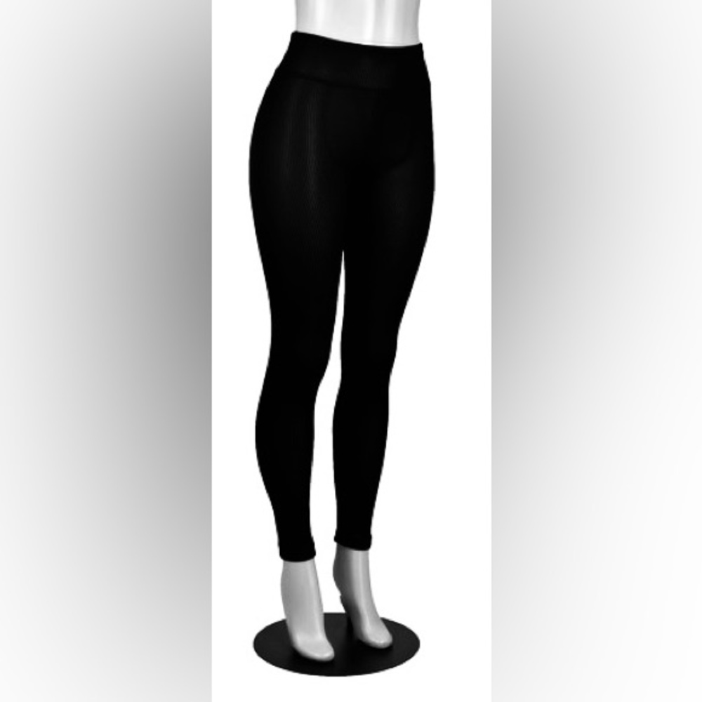 Black Pop Fit Quinn Leggings, size Medium.